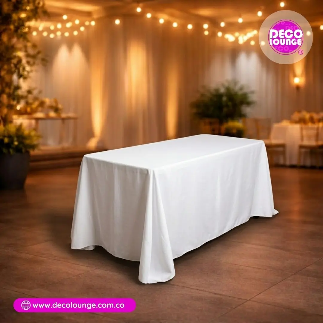 Tablón rectangular con mantel